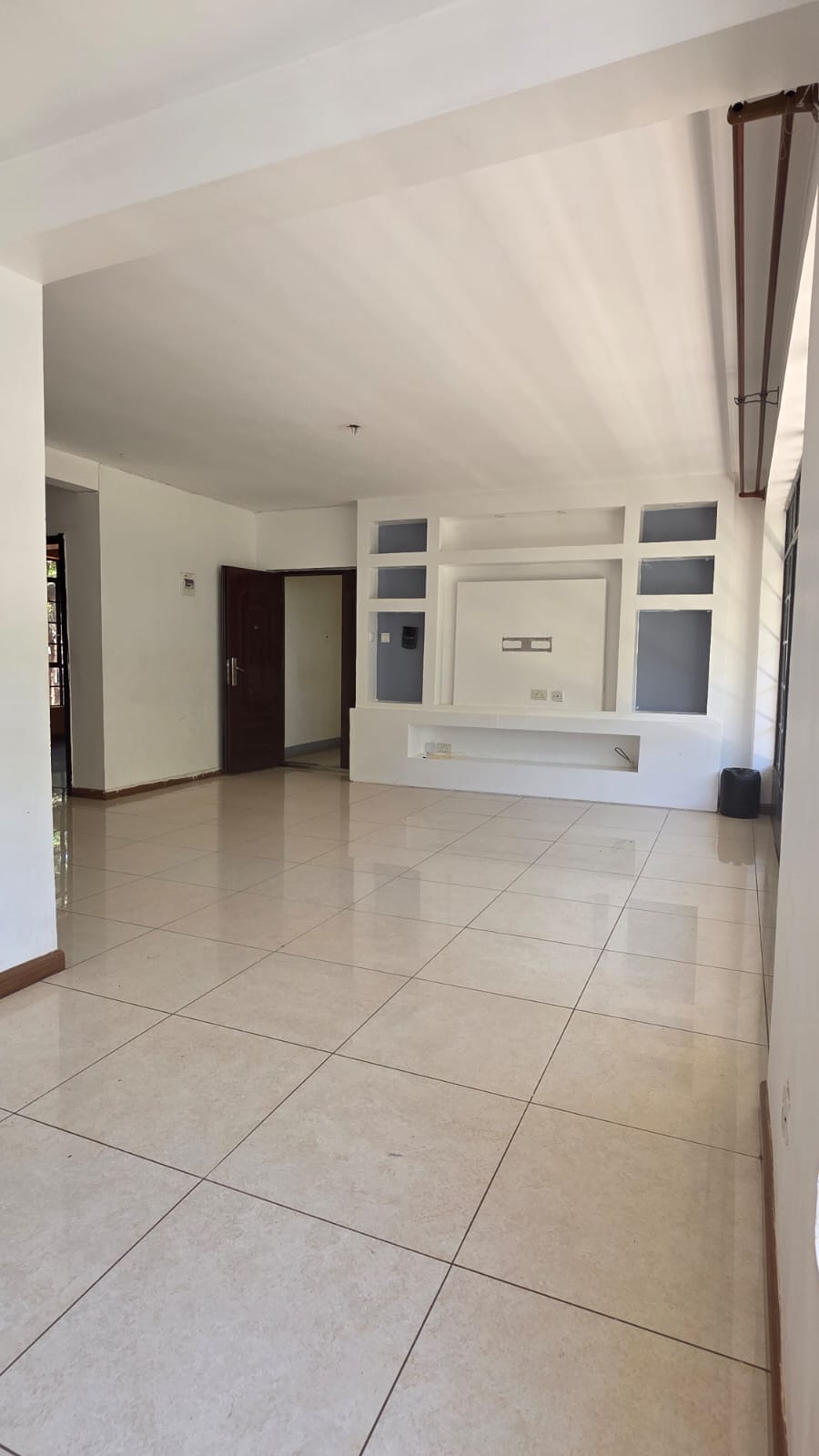 3 Bedroom Apartments for Sale in Jacaranda (8)